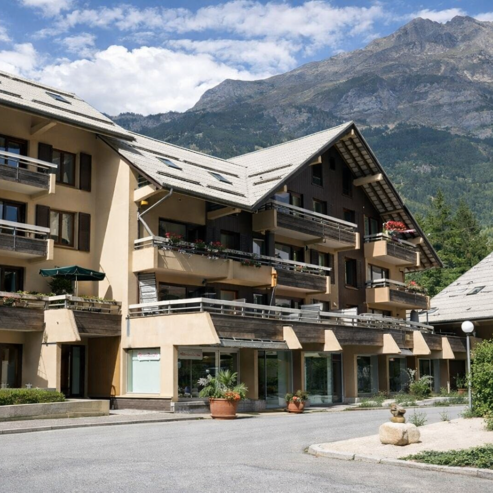 HLM "Lory" Vallouise